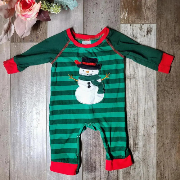 Green and Red Striped Snowman Romper Jumpsuit One Piece Size 3-6 NWOT - Picture 2 of 11